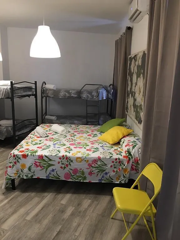 Cortina Del Muelle 21 Hotel Malaga